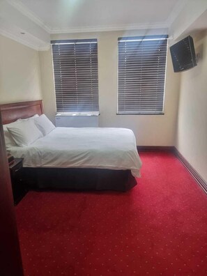 Bàn ủi/dụng cụ ủi quần áo, truy cập Internet không dây miễn phí