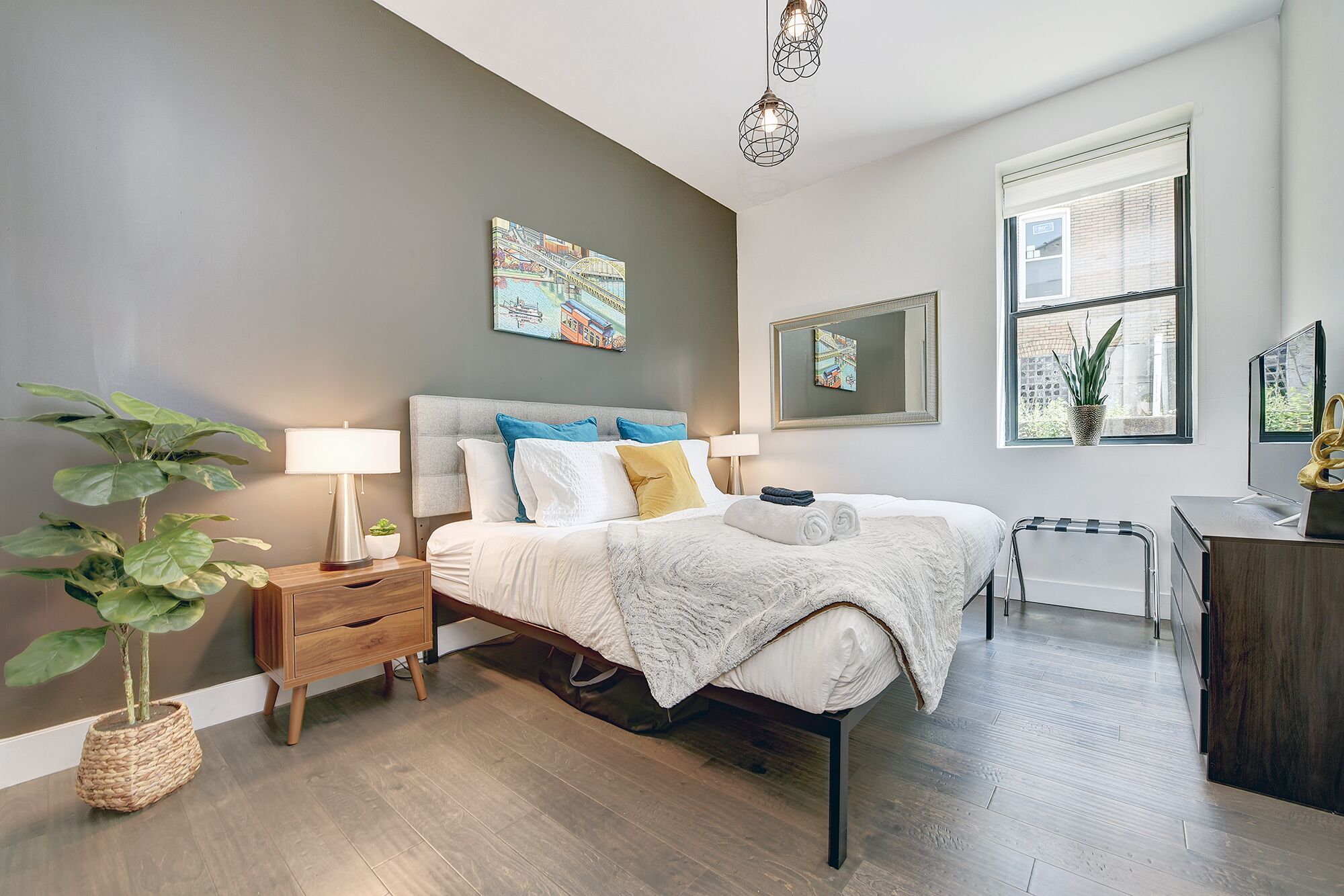 💎Trendy✨ ❤️ Parking 👑 King Bed 🛌 10 min DT📌