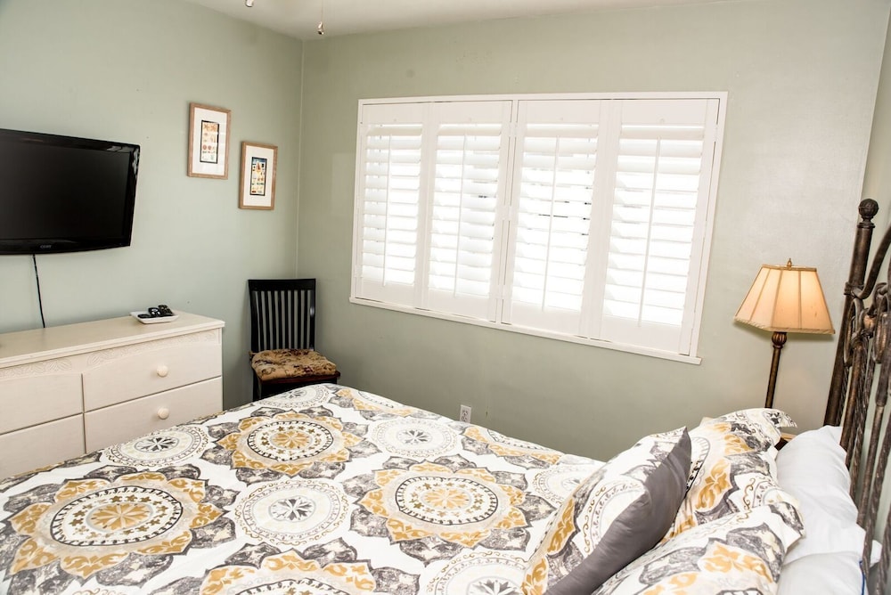 Entire Beach Condo in Carpinteria Carpinteria Vrbo