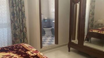 Double Room | Free WiFi