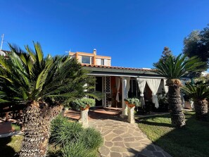 Front of property - Villa Chiara (Civitavecchia)