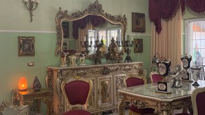 Living area - Villa Chiara (Civitavecchia)
