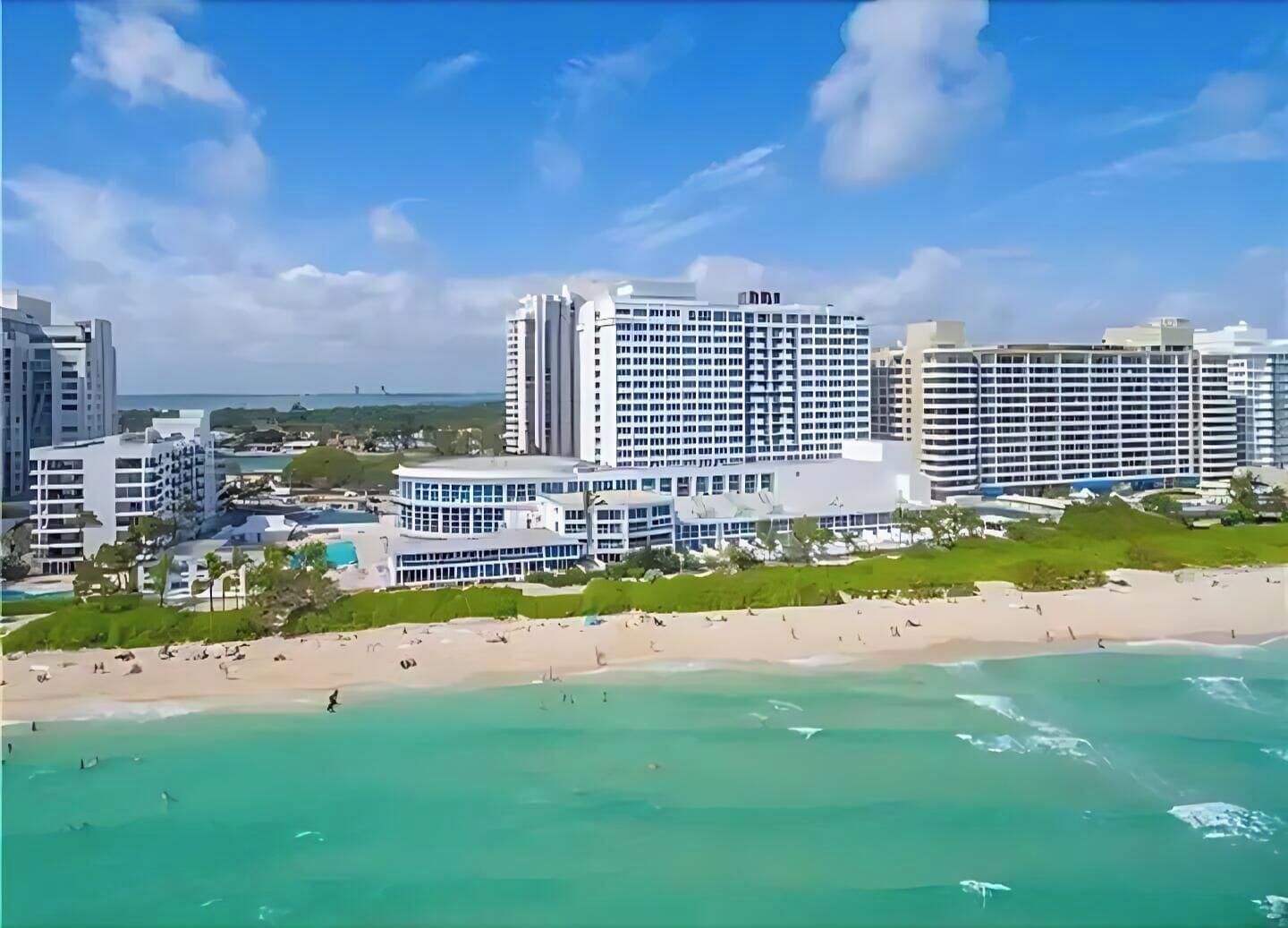 Am Strand, Liegestühle, Strandtücher