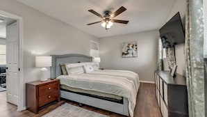 1 Schlafzimmer, Bügeleisen/Bügelbrett, kostenloses WLAN, Bettwäsche