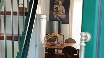 Classic-studio | Tallelokero huoneessa, äänieristys, silitysrauta/-lauta, ilmainen Wi-Fi