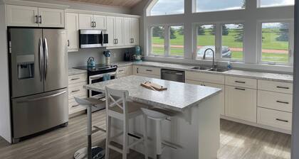 Relax overlooking the beautiful New London Bay in our 3 bed, 2 bath cottage