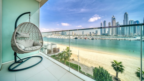 1 bedroom - Beach Access Serene Balcony in Emaar Beachfront (Dubai)