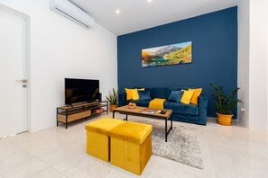 Exclusive Apartment | Living area - Chic 1BR Retreat in St Julian's (St. Julian's)