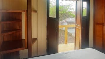 Exclusive Room | Individually decorated, individually furnished, free WiFi, bed sheets