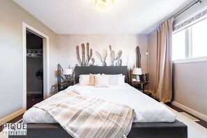 4 chambres, fer et planche à repasser, lit parapluie, Wi-Fi gratuit
