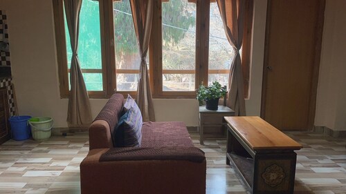 Service apartment is located 15 min drive from paro International air port.