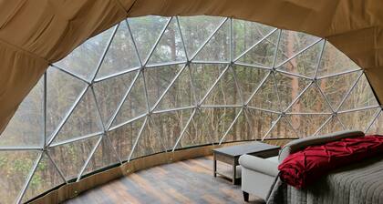 Moonstone Geodome by Inn & Spa at Cedar Falls