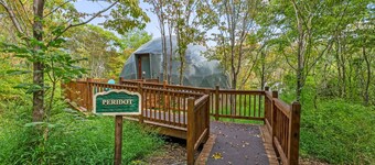 Peridot Geodome by Inn & Spa at Cedar Falls