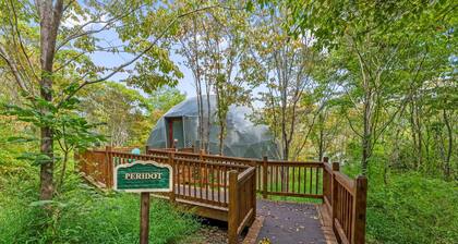 Peridot Geodome by Inn & Spa at Cedar Falls