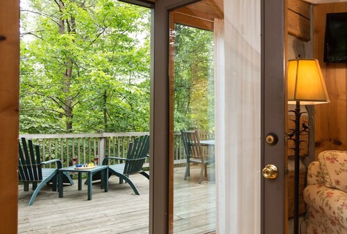 Tree House Cabin Hocking Hills