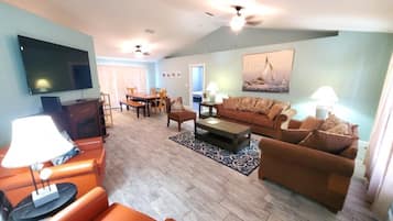 House, Multiple Beds, Patio, Garden View (Crescent Cottage) | Living area | 40-inch flat-screen TV with cable channels, TV