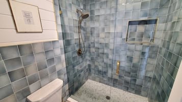 House, Multiple Beds, Patio, Beach View (Coastal Bliss) | Bathroom | Designer toiletries
