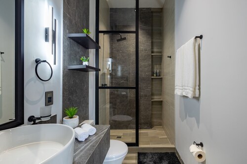 El Desierto by Naya Homes