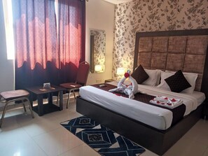 Superior kamer, uitzicht op stad | 1 slaapkamer, gratis wifi, beddengoed