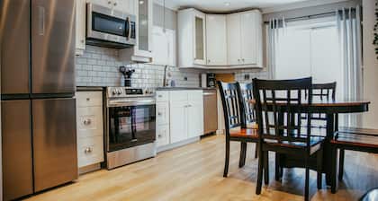 The Miner's Den - NEW 4BED Executive Home