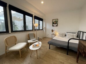 Apartment - Sip Savor on the Terrace - By Misha s Place 1C (Lisbon)