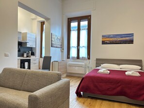 1 habitación, wifi y ropa de cama