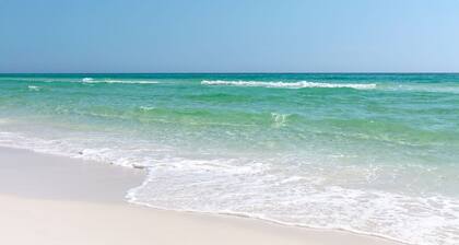 We offer trailer/boat parking for up to 25 ft. Overnight docking allowed.