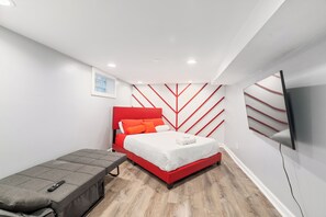 5 bedrooms, desk, iron/ironing board, free WiFi