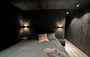 4 bedrooms, iron/ironing board, WiFi, bed sheets - Unique cabin with high standard, view, ski-in/out located at the top of Fagerlia (Trøndelag)