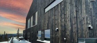 Unique cabin with high standard, view, ski-in/out located at the top of Fagerlia