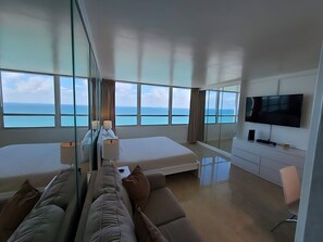 Fer et planche à repasser, Wi-Fi, draps fournis