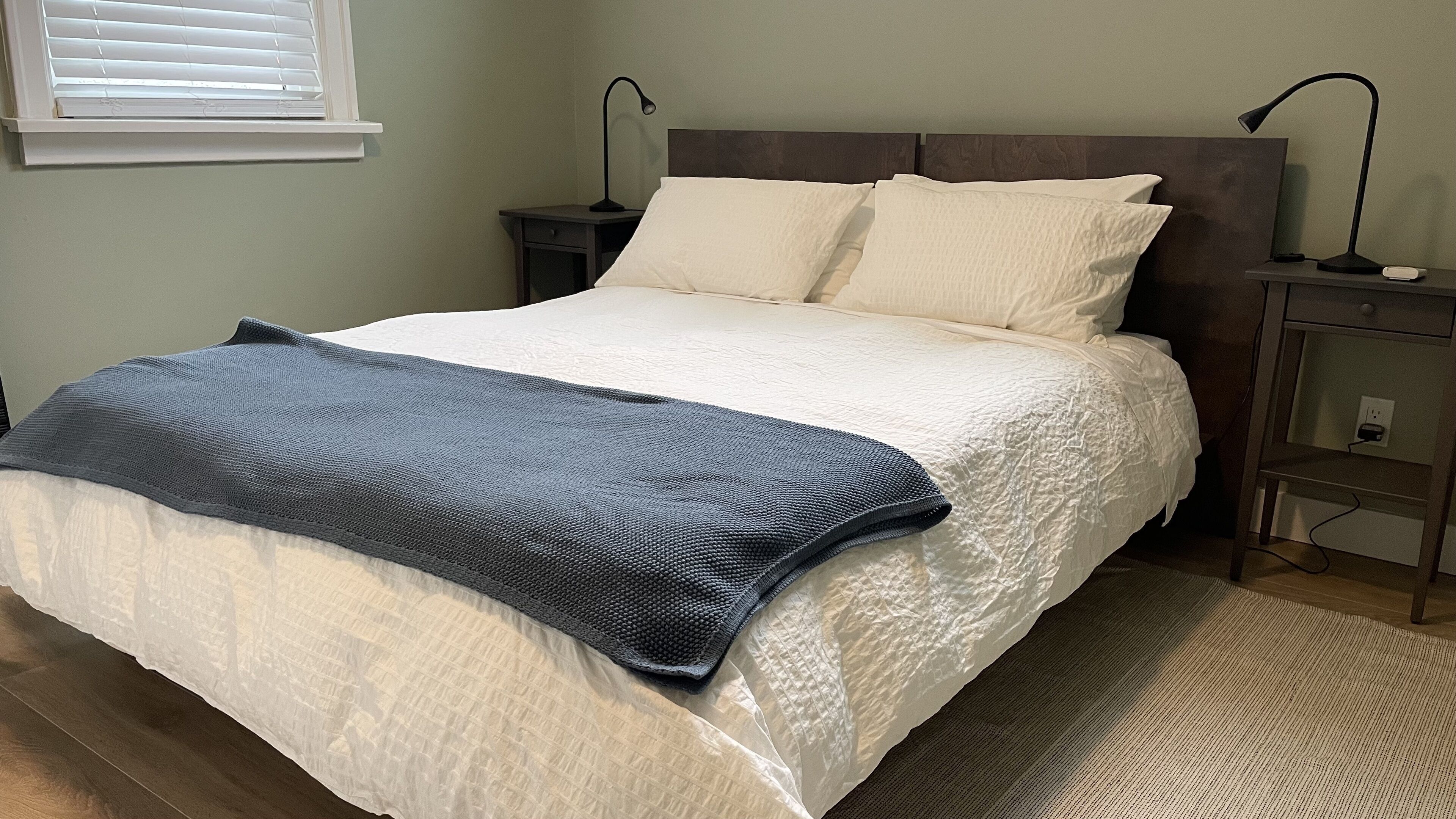 3 bedrooms, travel crib, free WiFi, bed sheets