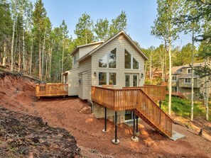 Exterior - Aspen Grove Chalet - Colorado living dream (Woodland Park)
