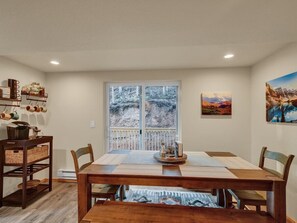 Dining - Aspen Grove Chalet - Colorado living dream (Woodland Park)