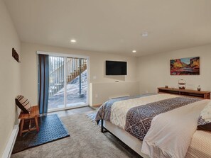 2 habitaciones, tabla de planchar con plancha, cuna de viaje y wifi 