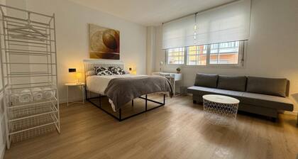 Room Pinar - Apartment with all amenities