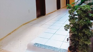 Gambar tidak terklasifikasi, 2 dari 29, tombol