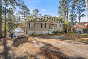 Exterior - Tidal Wave Retreat (Beaufort)