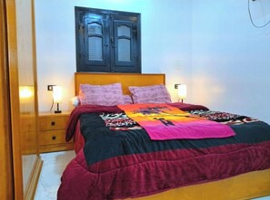 1 quarto, ferros/tábuas de passar roupa, Wi-Fi, roupa de cama