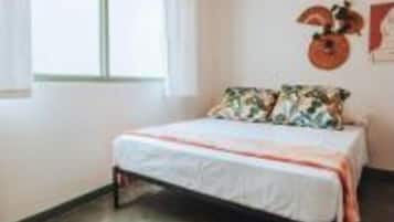 1 habitación, wifi y ropa de cama