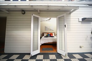 3 bedrooms, desk, iron/ironing board, free WiFi - Coogee Beach Penthouse apartment (Coogee)