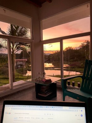 Interior - Double Room in Country House with Lake and Waterfalls (Guatape)