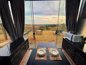 Deluxe Cottage | Dining room - Sítio da Montanha (Piedade)