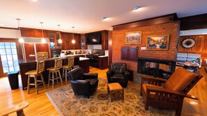 Interior - Spacious Colonial Farmhouse on 240 Acres (Parish)