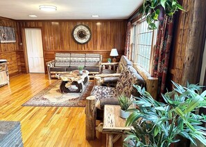 Smart TV, fireplace - Spacious Colonial Farmhouse on 240 Acres (Parish)