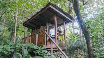Garden Glamping | 浴室 | 淋浴設備、雨淋花灑、免費梳洗用品、提供毛巾