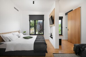 4 camere, ferro/asse da stiro, Wi-Fi gratuito, lenzuola