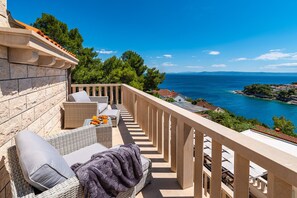 Property grounds - Villa Sailing Blue with Pool (Selca)