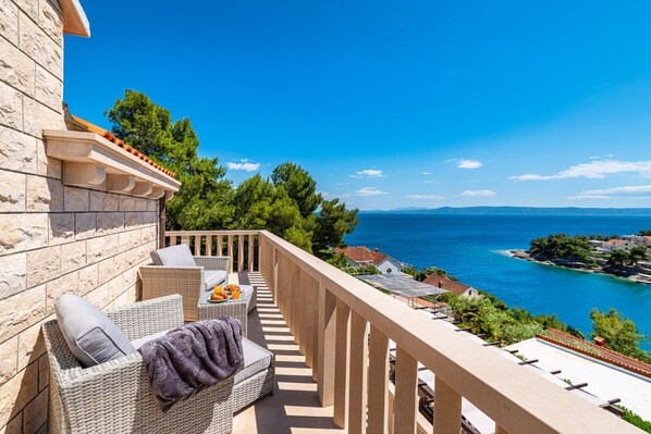 Property grounds - Villa Sailing Blue with Pool (Selca)