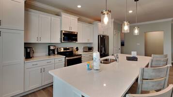 Townhome, Multiple Beds, Patio, Golf View (Lost Key Villas #14367) | Private kitchen | Fridge, microwave, oven, stovetop